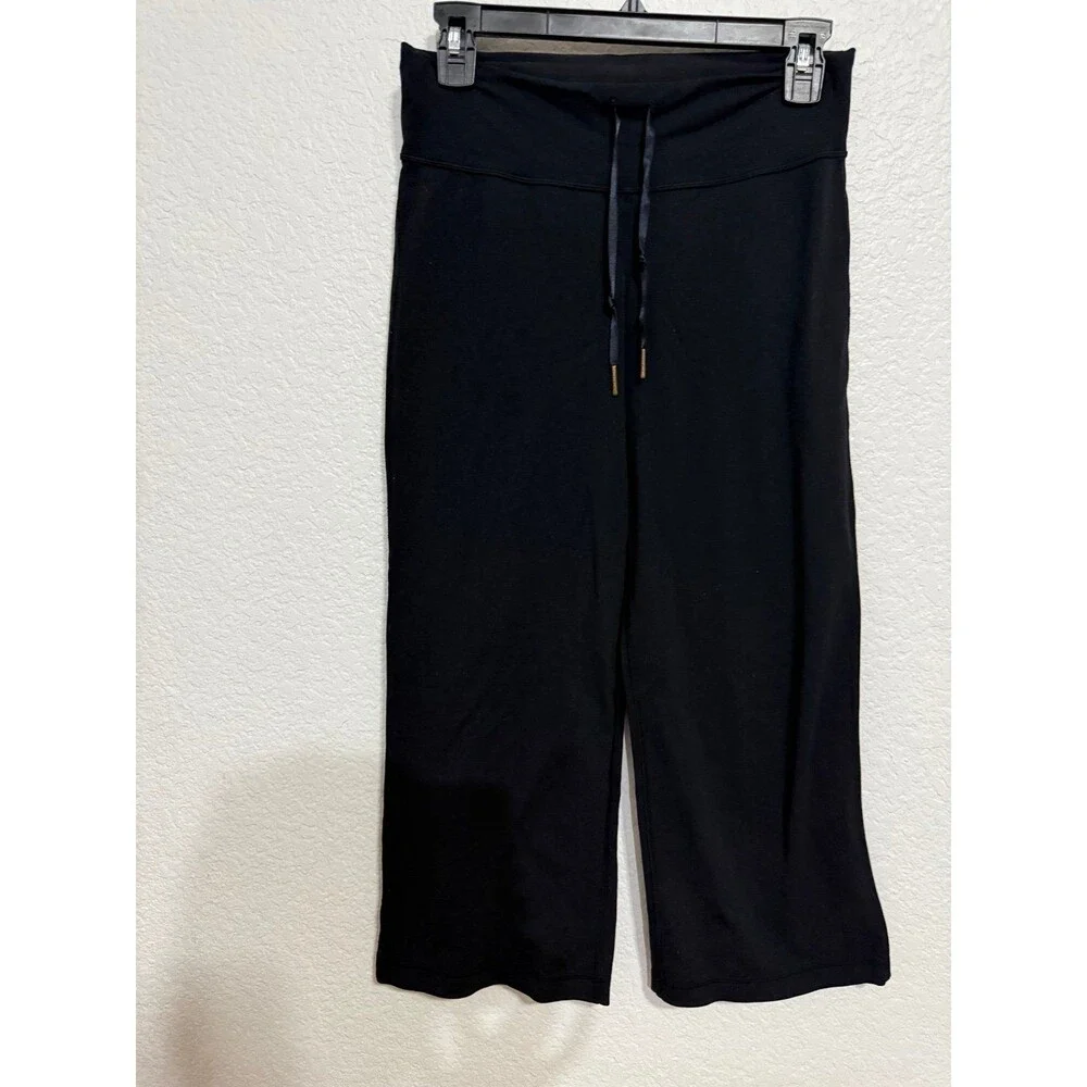 Lululemon vintage Black Cropped Flare Yoga Pants Size 4 Bootcut Capri